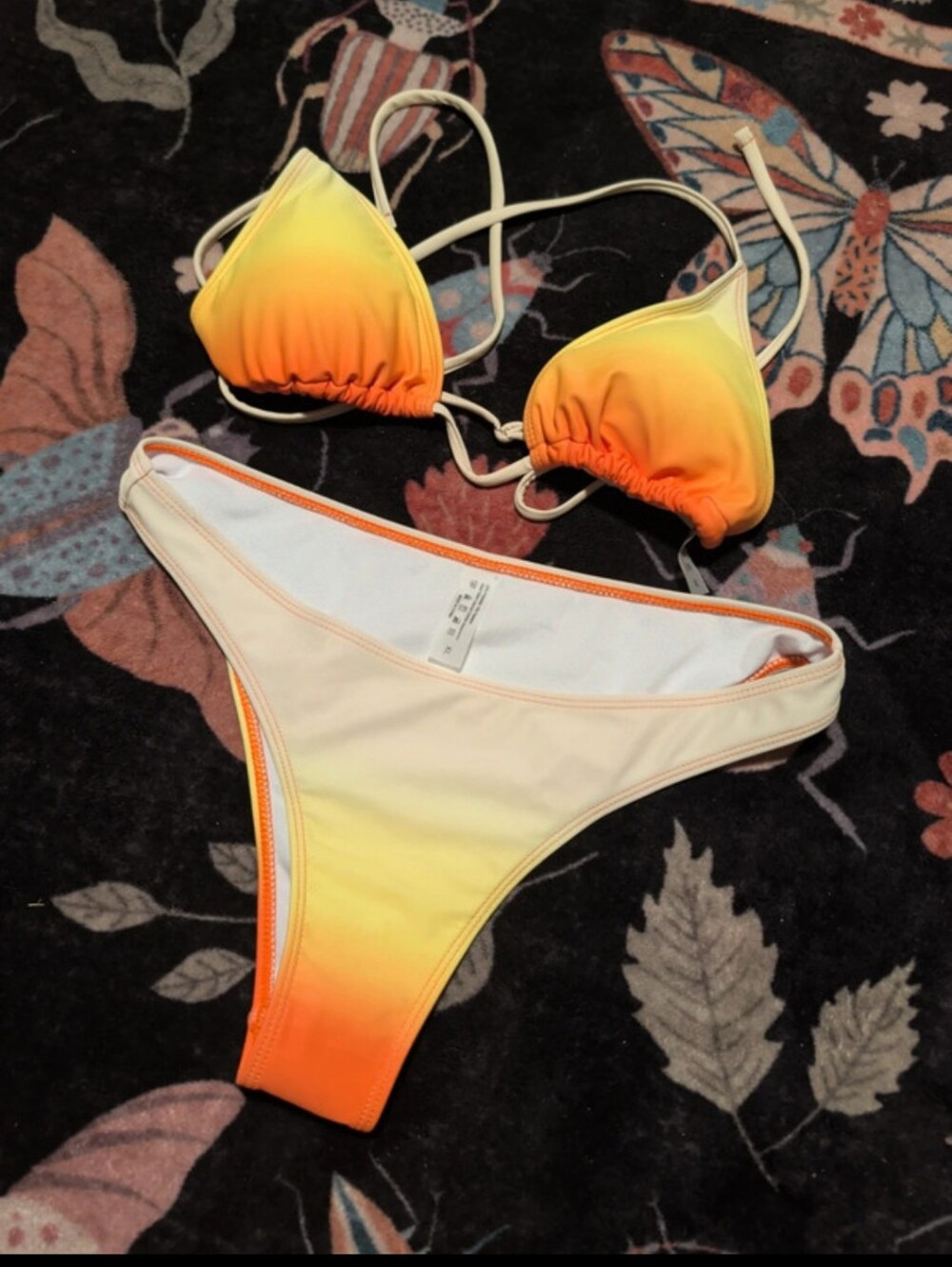 Cupshe Xl bikini. Orange yellow sunset. Women's xl